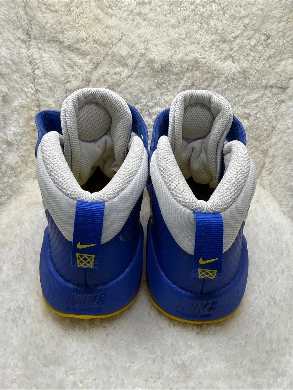 Nike Team Hustle D9 PS High-Top Basketball Sneakers